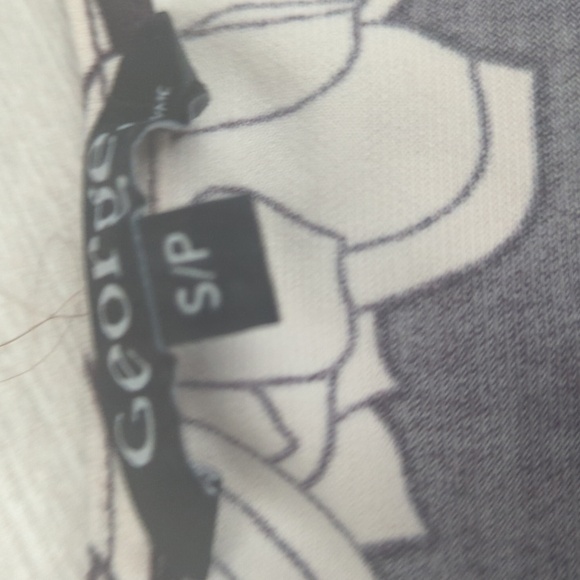 3 for $15 George crossover peplum top - Picture 4 of 4